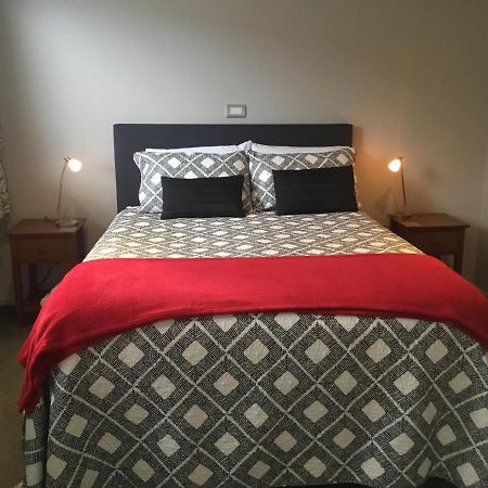 Bay Breeze Accommodation Cooks Beach Buitenkant foto